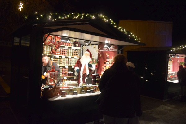 Vianočné Trhy Schlosshof, Rakúsko