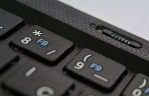 Notebook hviezdička na klávesnici