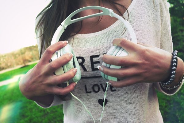 slúchadlá a počúvanie audioknihy