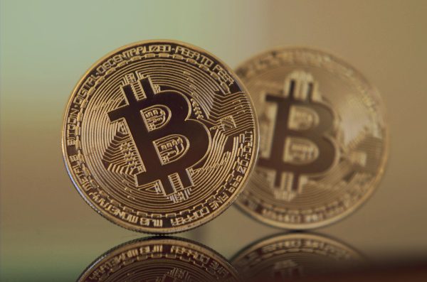bitcoins era felülvizsgálata vásároljon bitcoint new yorkban