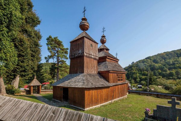 Artikulárny drevený kostol Bodružal