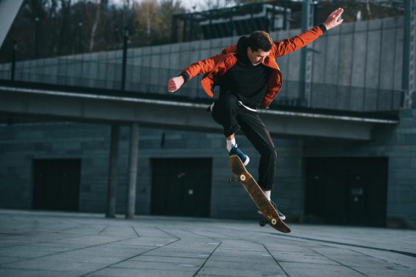 skateboard skejťák