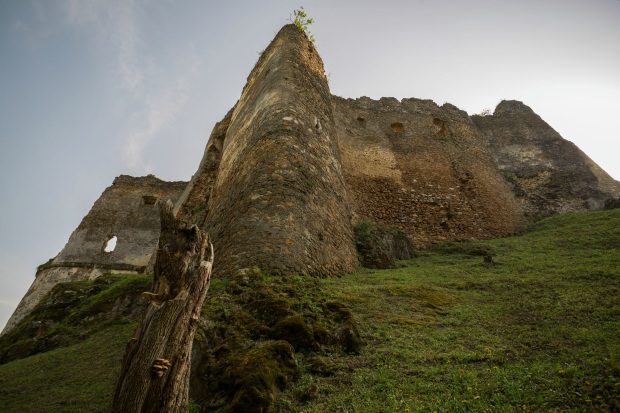 zrúcanina hradu Čičava