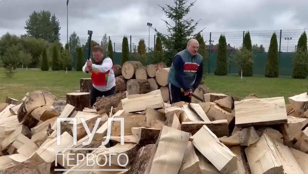 Alexander Lukašenko rúbe drevo
