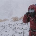 Horolezci musia z Everestu zniesť dve kilá odpadu z vyšších táborov