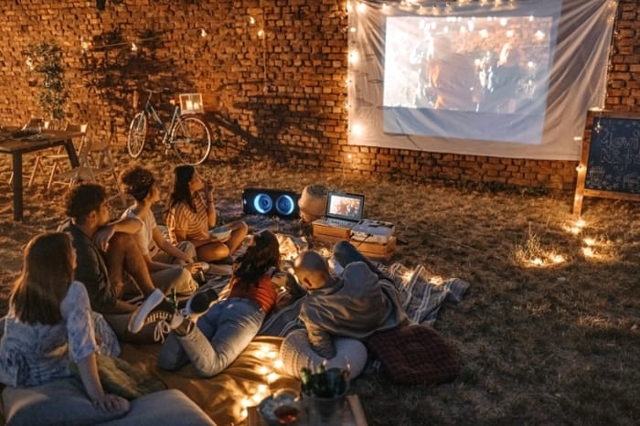 Priatelia a letné kino,PRKON